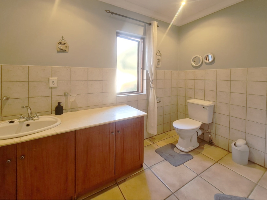 To Let 2 Bedroom Property for Rent in Pecanwood Estate North West